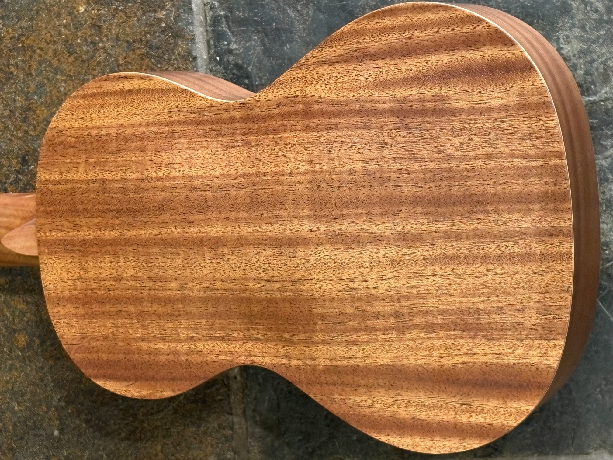 Baton Rouge V2 T5 Sun 5 String Tenor