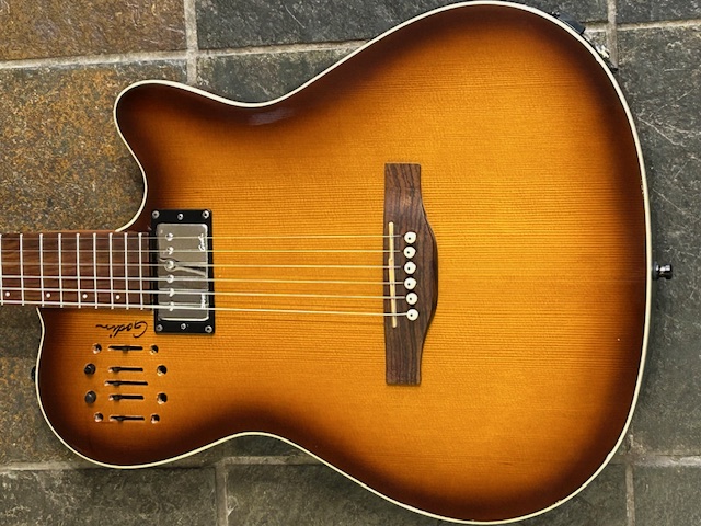 l_COM-Godin-A6-Ultra-1.jpeg