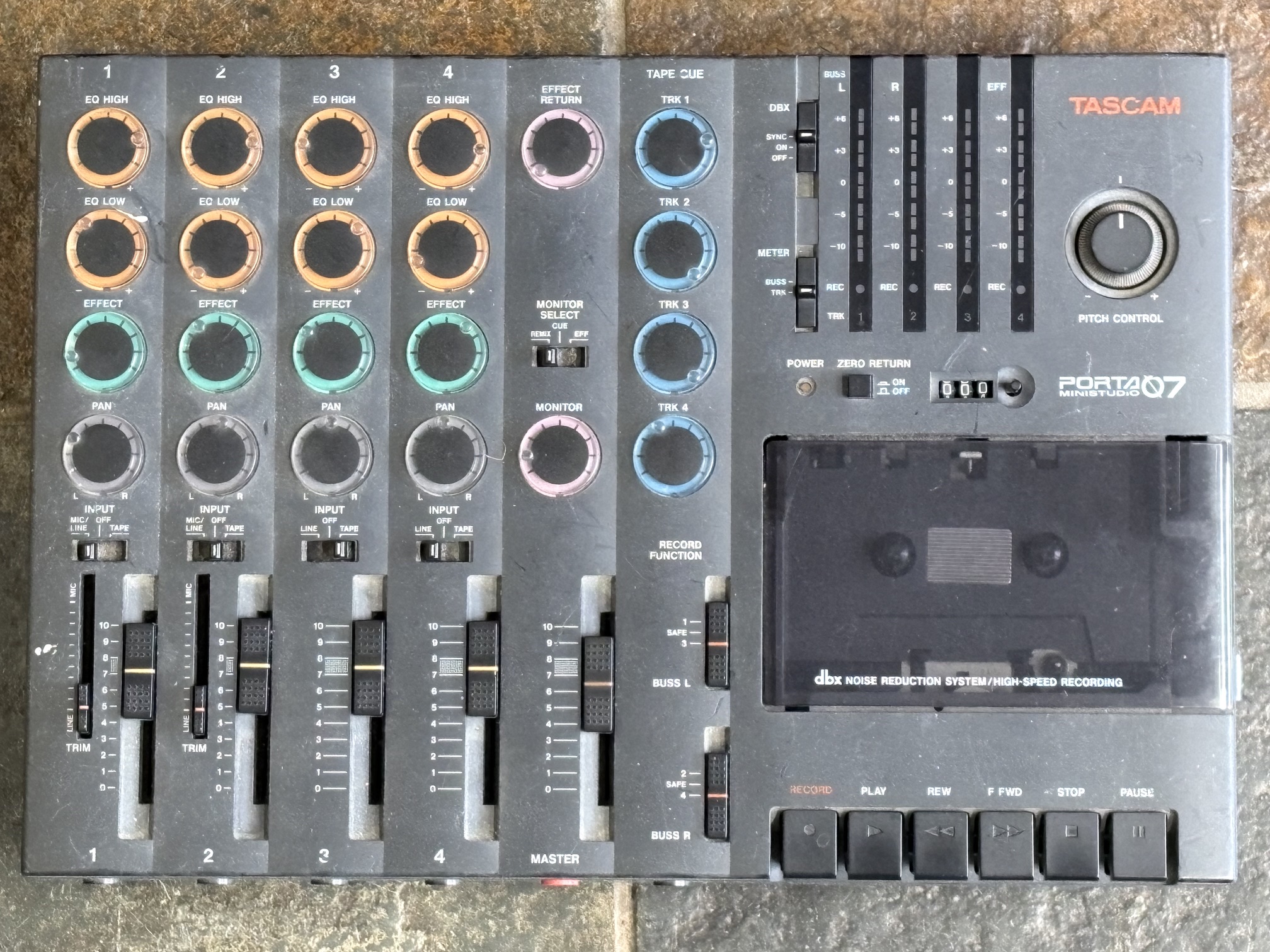 TASCAM PORTA 07 マルチトラックレコーダー カセットレコーダー l_COM-Tascam-Porta-07-1.jpeg