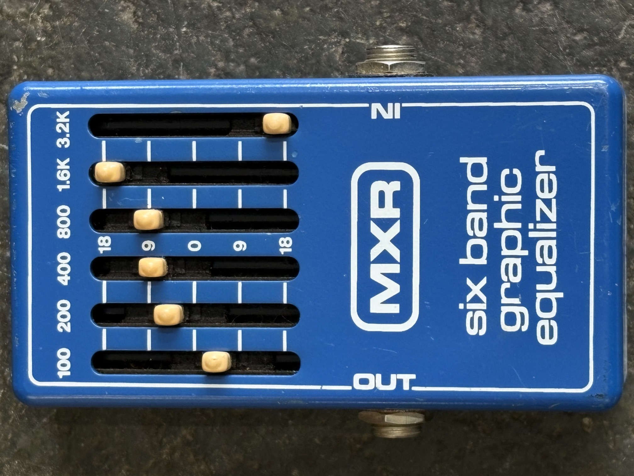 l_COM-Vintage-MXR-6-Band-