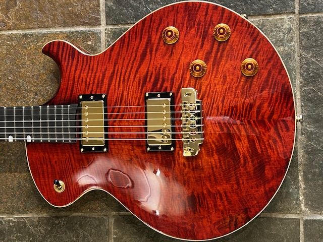 Eastman ER-3 Antique Red セミアコ l_Eastman-ER3-Classic-231824-1.jpg