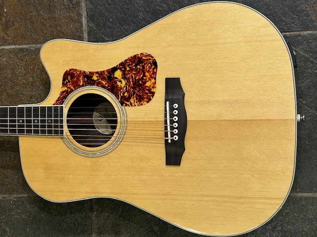 l_Guild-D260CE-Deluxe-Deluxe-