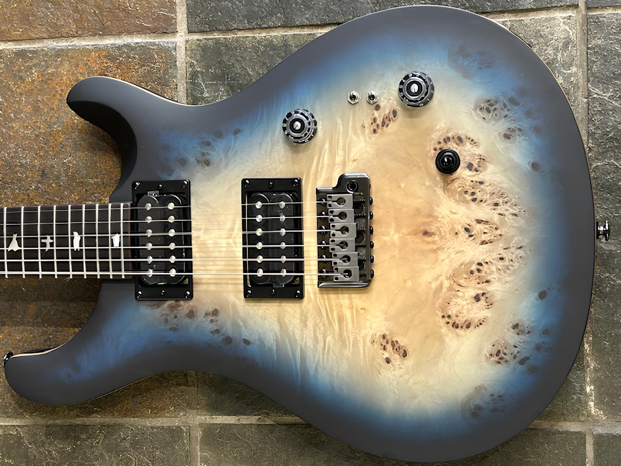 SH Squier Sonic HT H