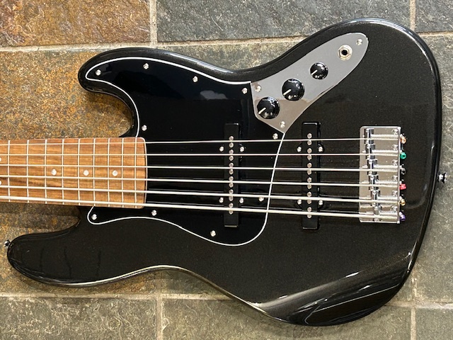 l_SH-Squier-Affinity-Jazz-Bass