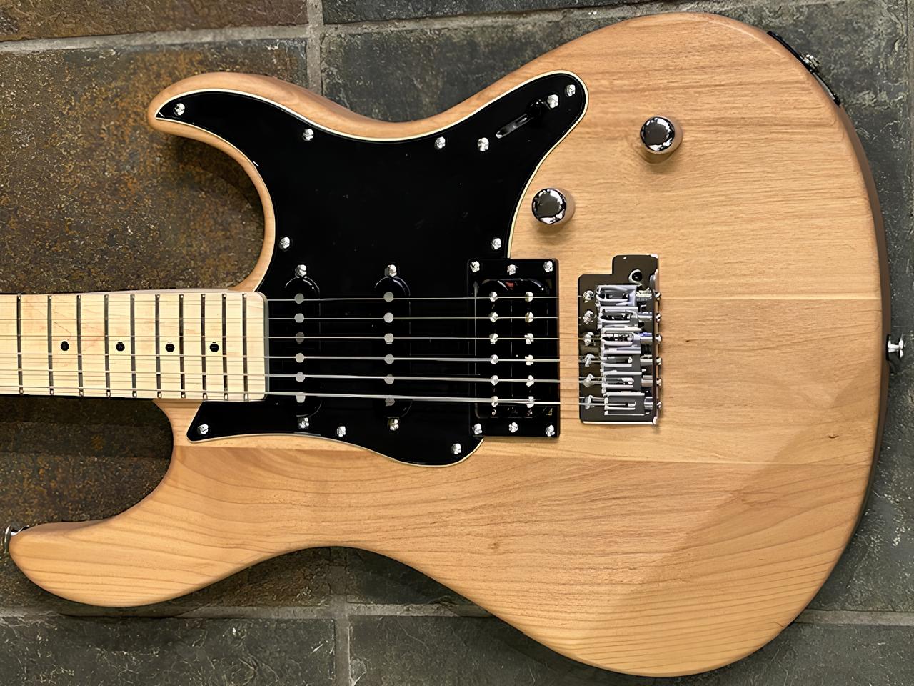 l_Yamaha-Pacifica-112VMX-