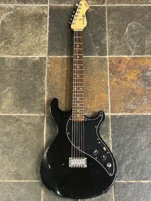 SH Line 6 Variax 300