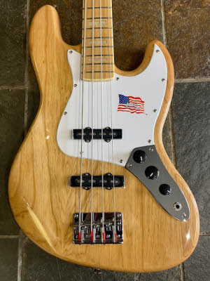 t_SX-8696-Jazz-Bass-Swamp-Ash-