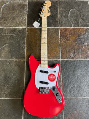 Squier Sonic Mustang MN WPG Torino Red
