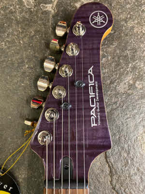 Yamaha Pacifica 611HFM Trans Purple